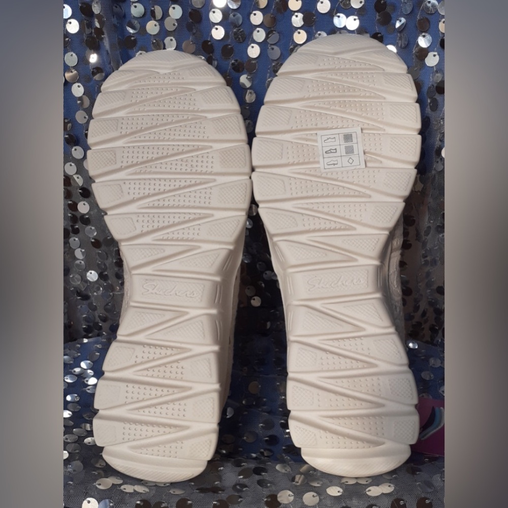 Skechers W's 7 Cream Slip-On Shoes Floral Air-cooled Memory Foam Comfort Insole - Picture 5 of 7